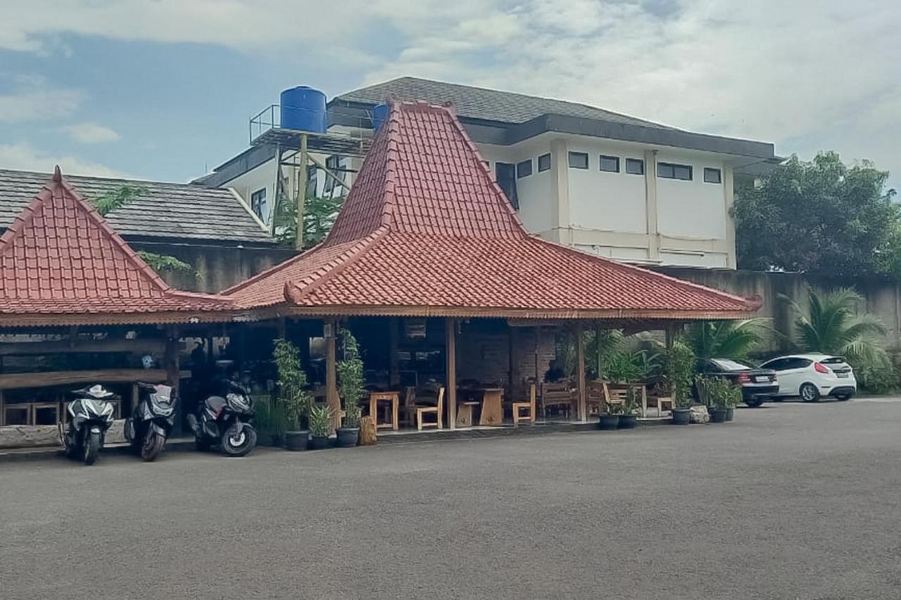 Reddoorz Syariah Near Tugu Lampu Gentur Cianjur 호텔 외부 사진